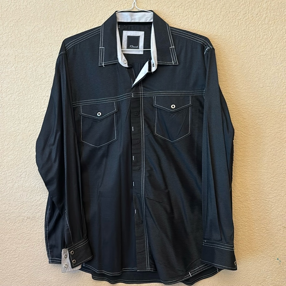 7 Diamonds, Black button down